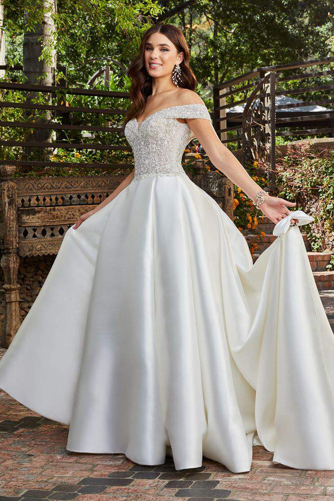 Princess Off the Shoulder Wedding Gown With Sleeves,Elegant Bridal Gow -  Wishingdress