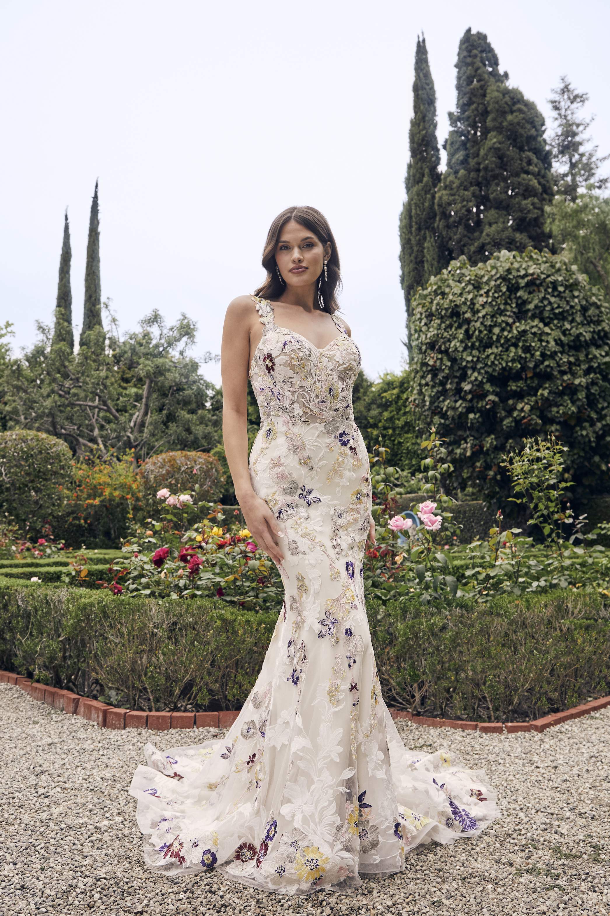 7 Floral Wedding Dresses You Will Love For Your Summer Nuptials