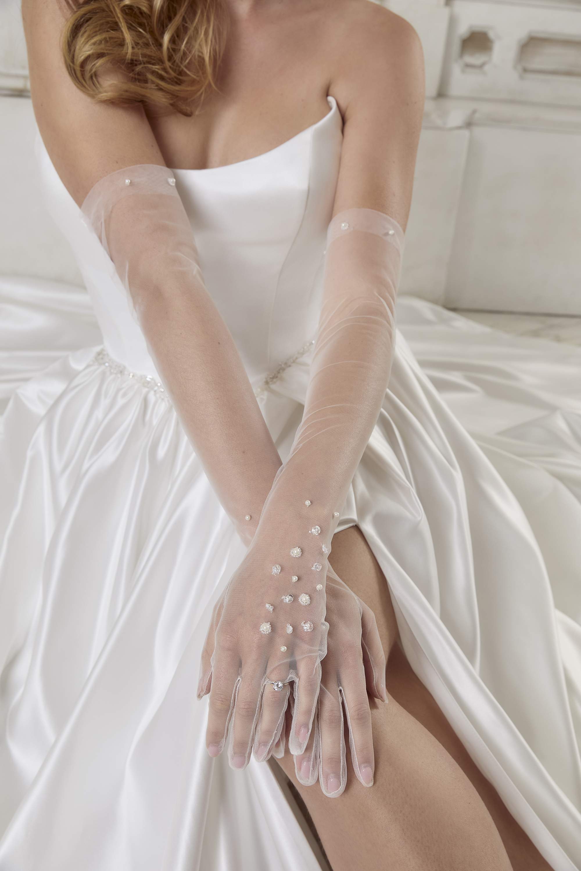 The Perfect Accessories for Holiday Weddings