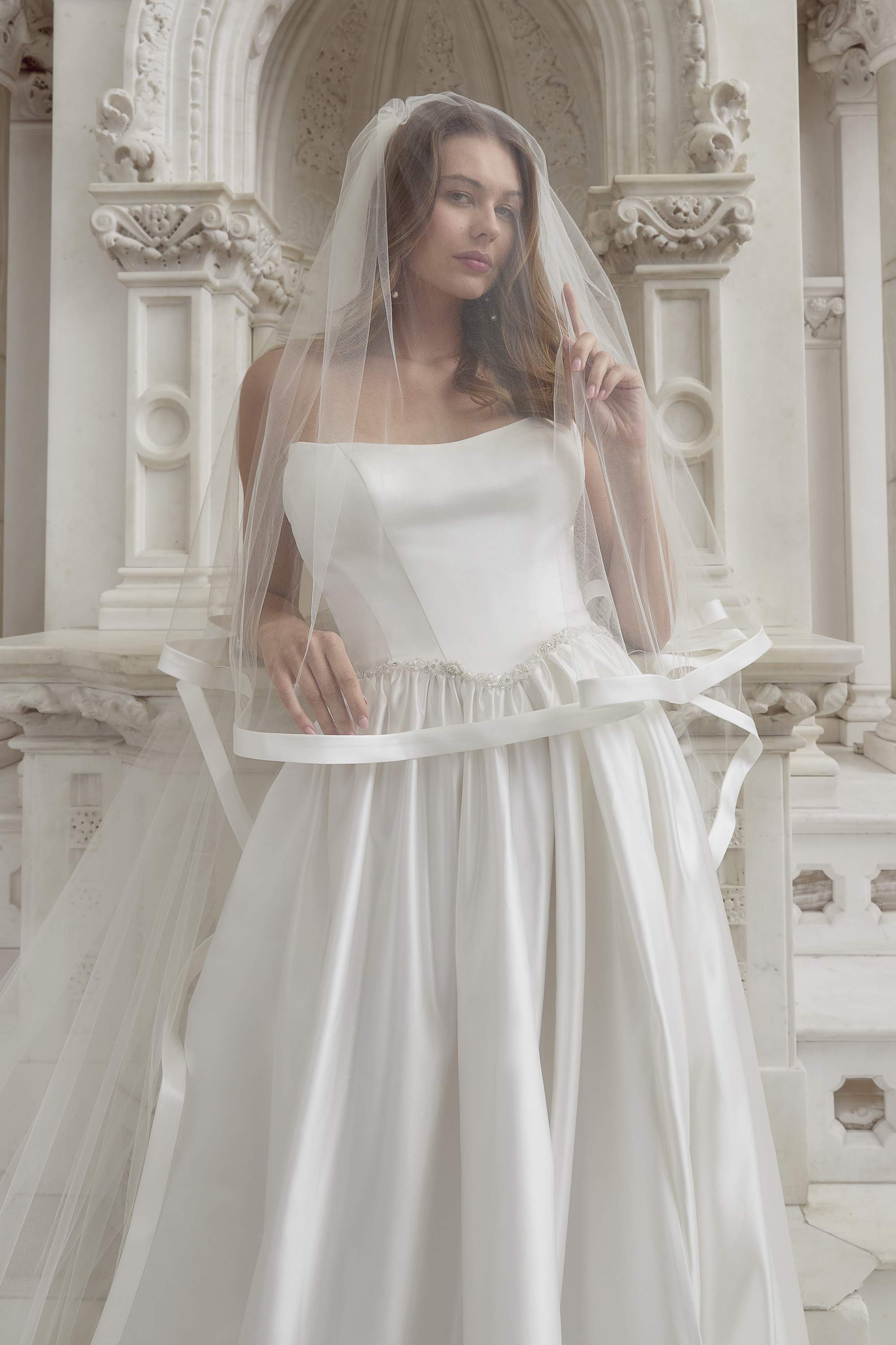 The Perfect Accessories for Holiday Weddings