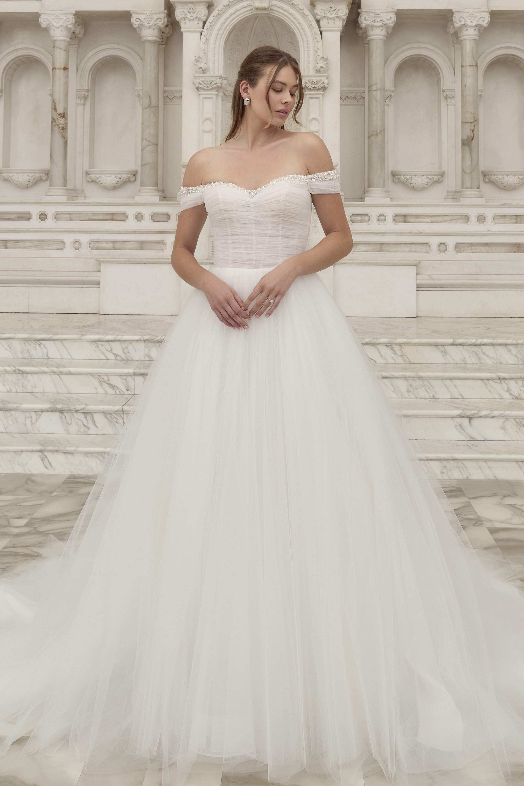 The Perfect Accessories for Holiday Weddings