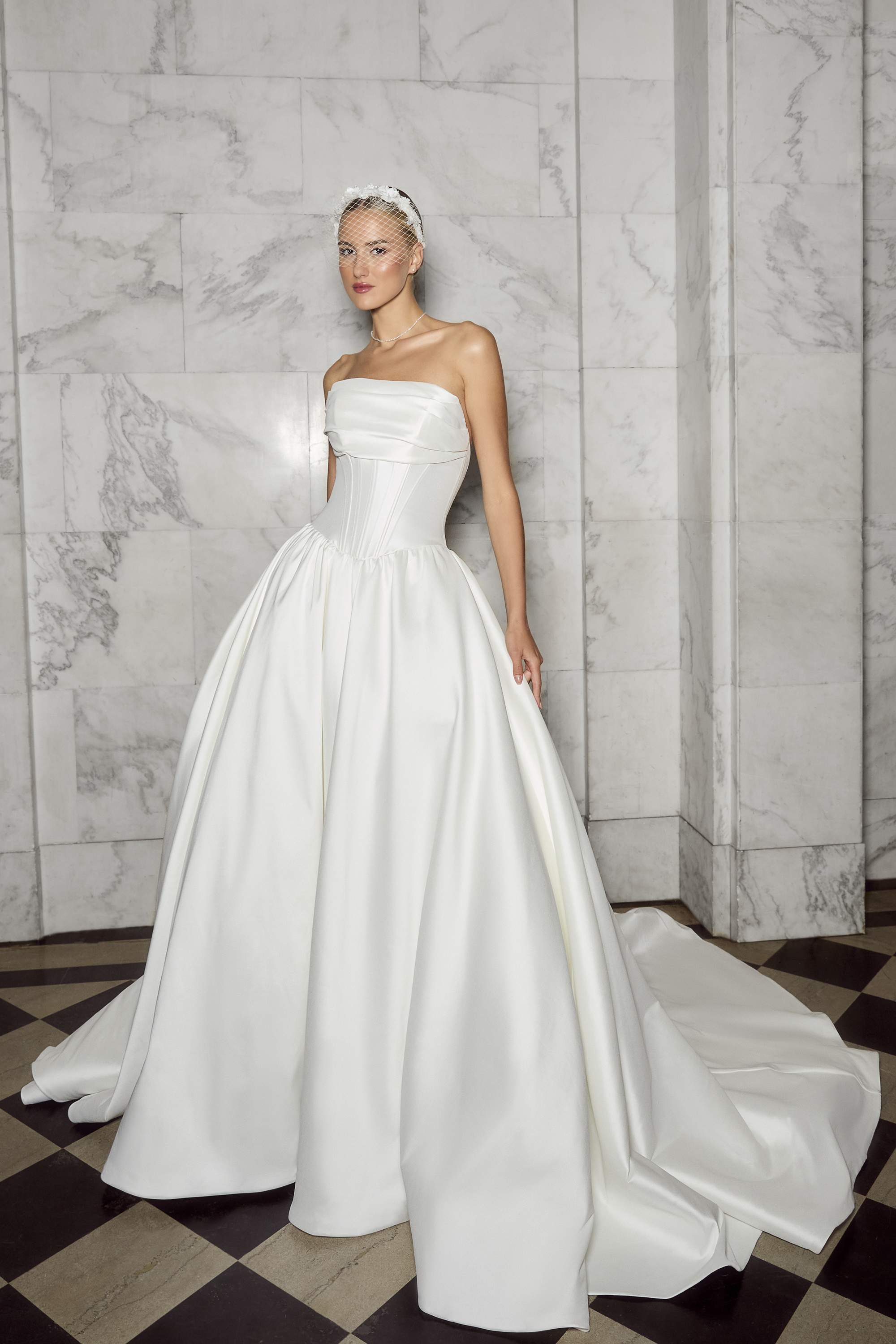 Trending Now: Wedding Gowns for the Winter Bride