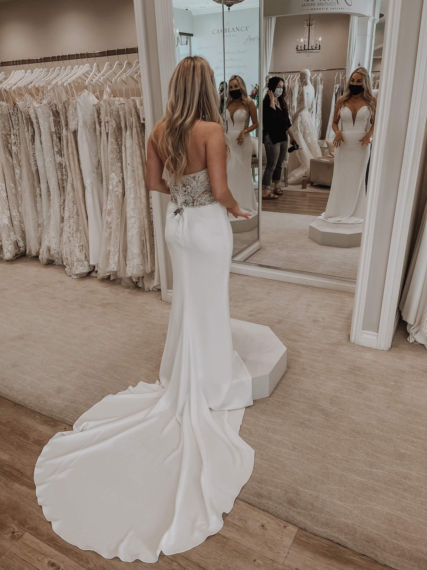 Hayley from Blondie In The City Creates Her Custom Casablanca Gown!