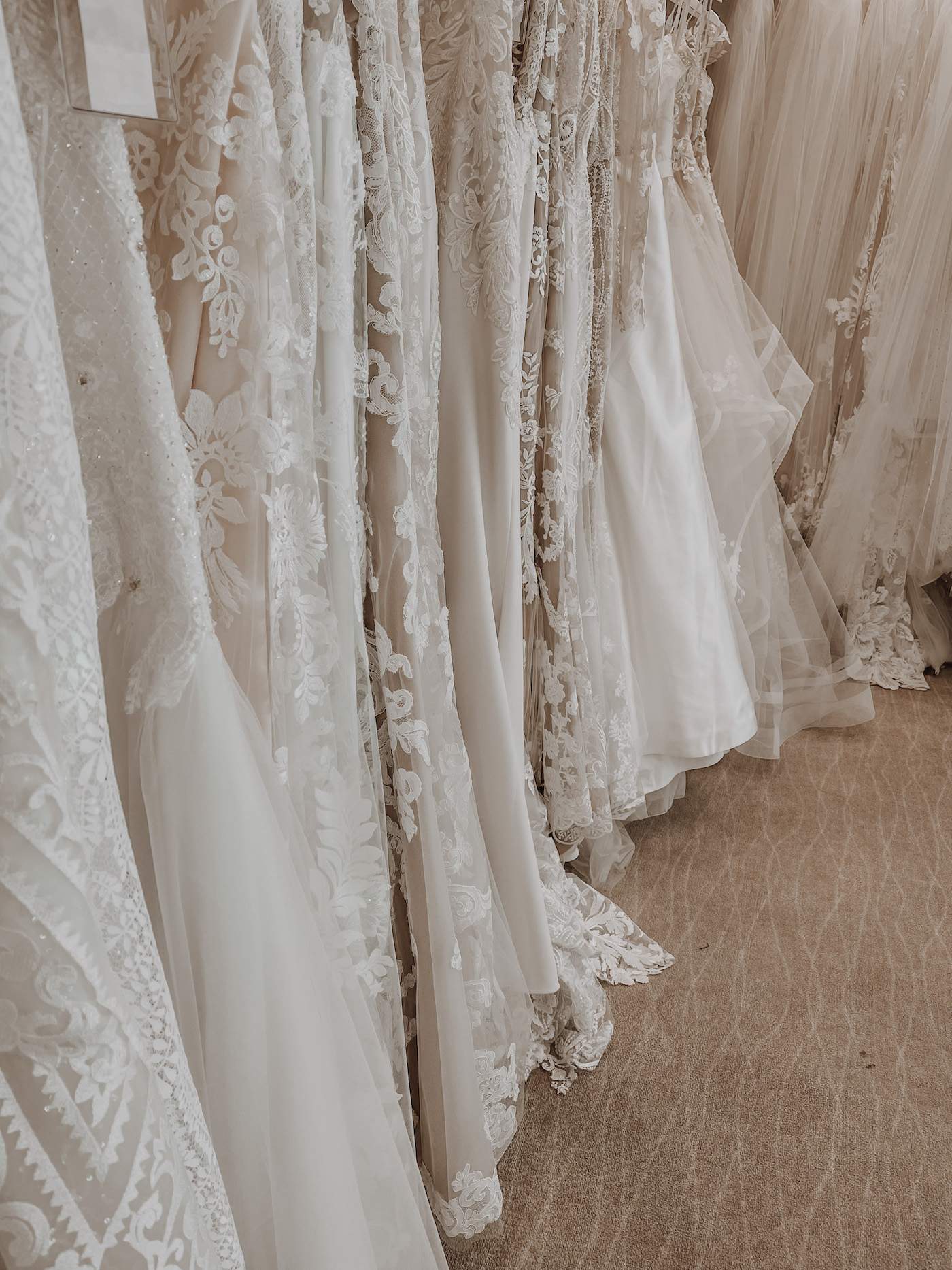 Hayley from Blondie In The City Creates Her Custom Casablanca Gown!