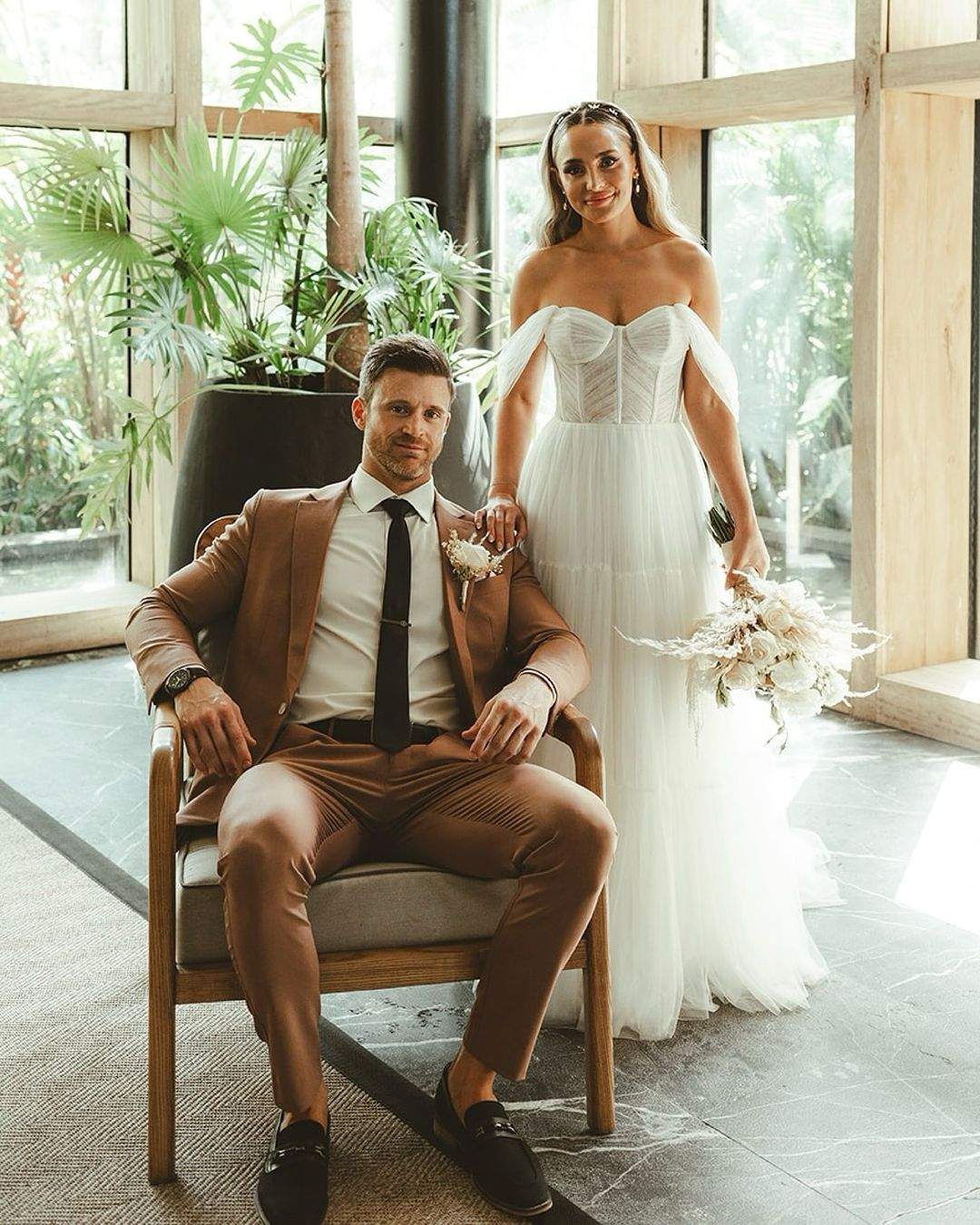 Real Bride Says "YES" To A Tulle A-line Wedding Dress