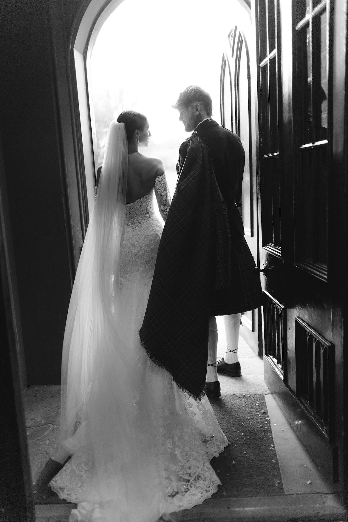 Real Bride Says “I Do!”at a Stunning Castle in Scotland 
