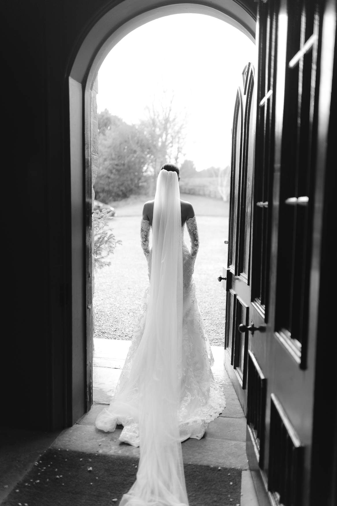 Real Bride Says “I Do!”at a Stunning Castle in Scotland 