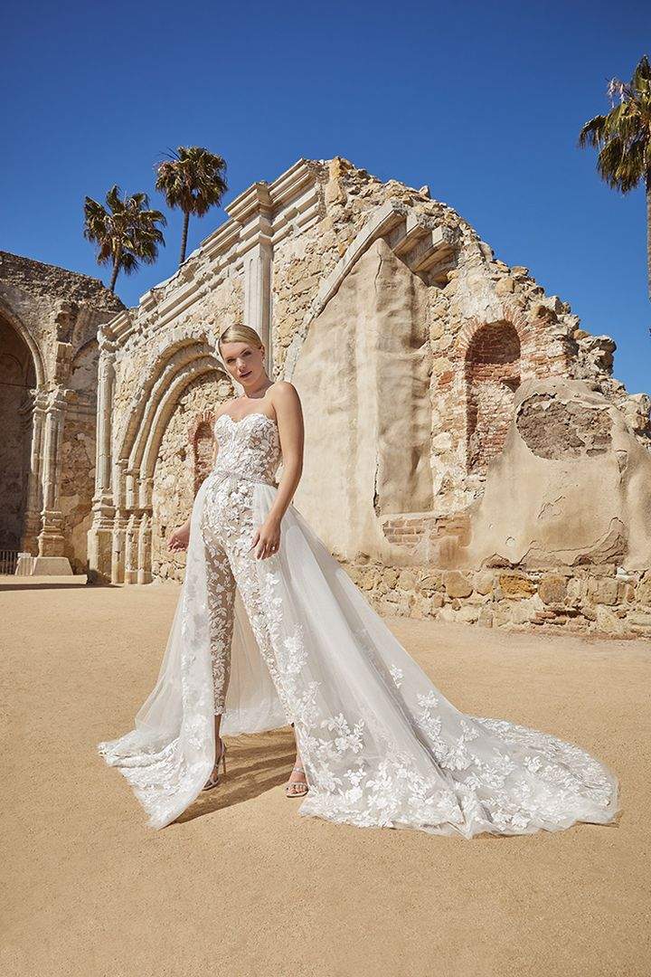 CHIC WEDDING PANTSUITS FOR YOUR 2022 WEDDING Blog Casablanca