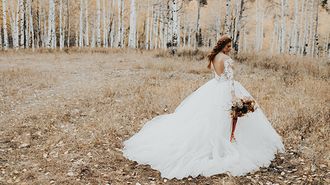 Fall Wedding Inspiration: Styled Shoot in Style 2309 Elsie / Blog ...