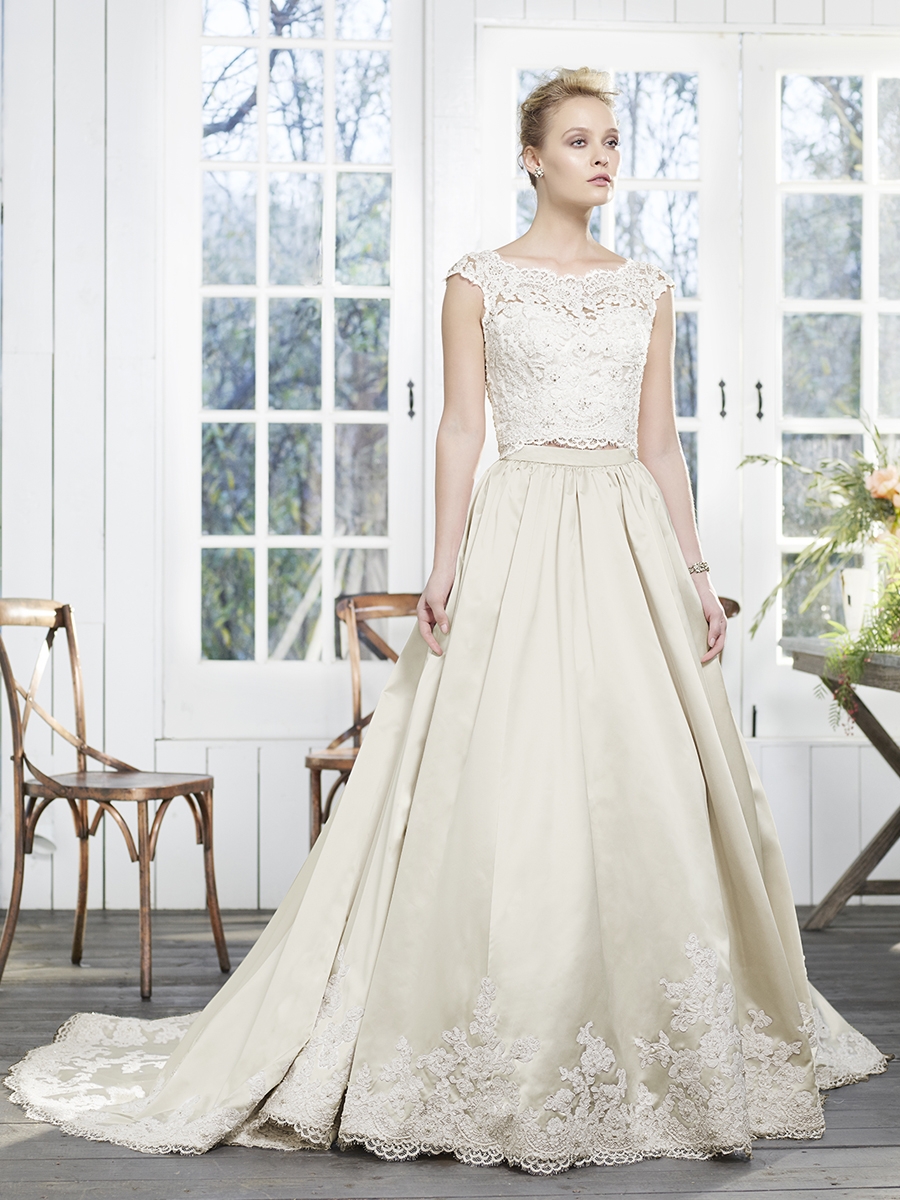 Style 2260 Peony  Casablanca Bridal