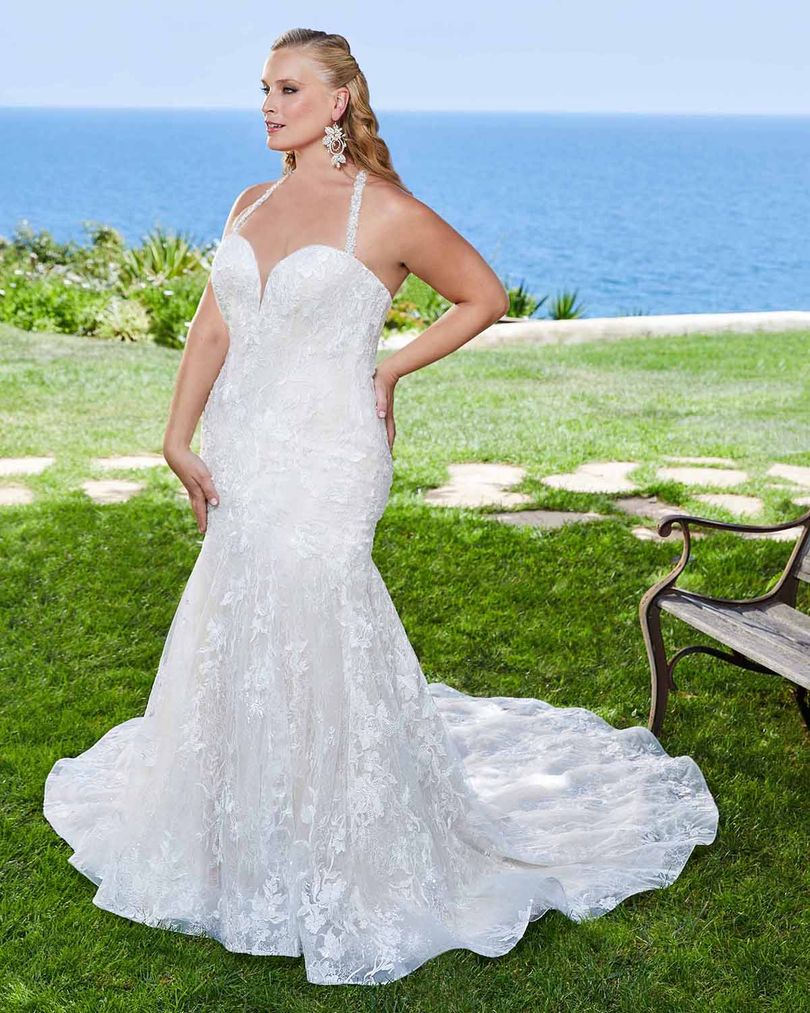 Style 2399 Annika  Casablanca Bridal